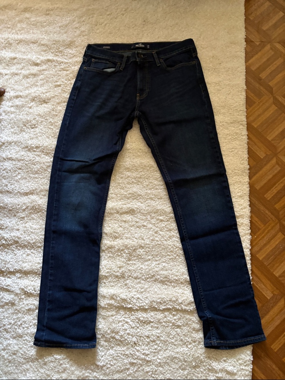 Hollister Men's Dark Indigo Slim Straight Jeans